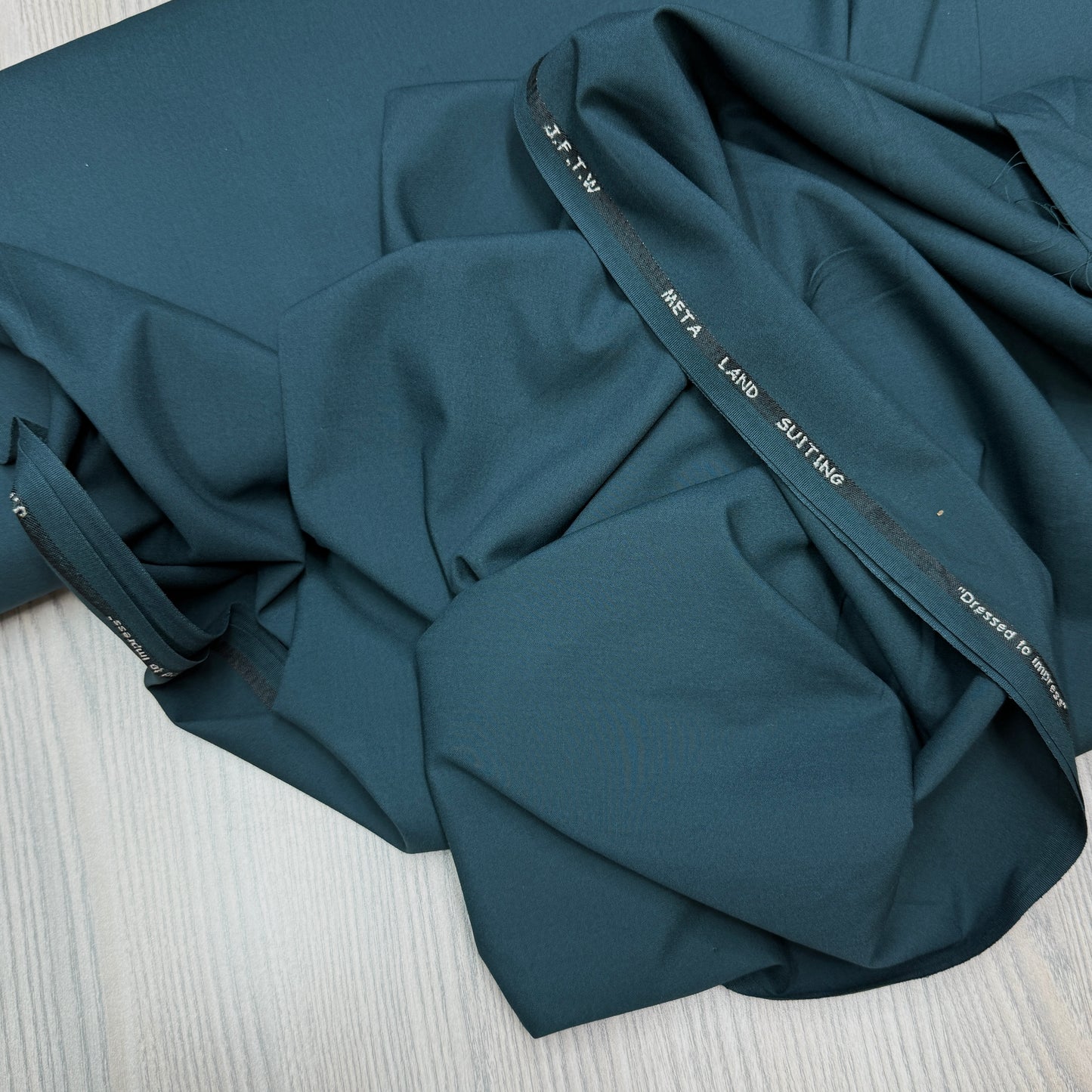 Meta Land 06 Bottel Green