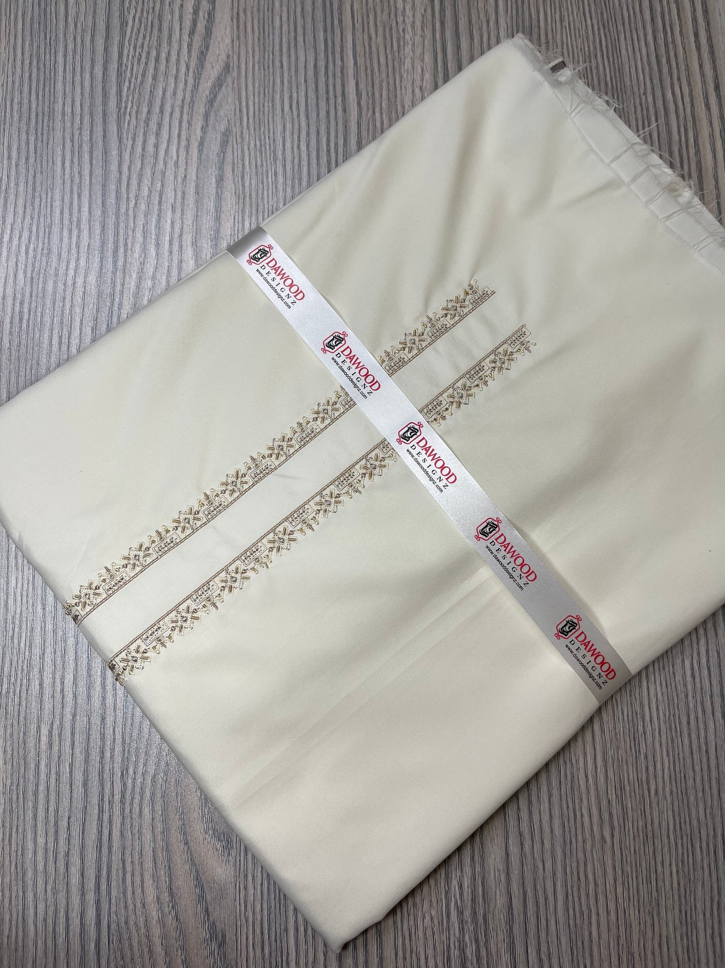 Thai Bosky-Men Embroidered Design Shalwar Kameez