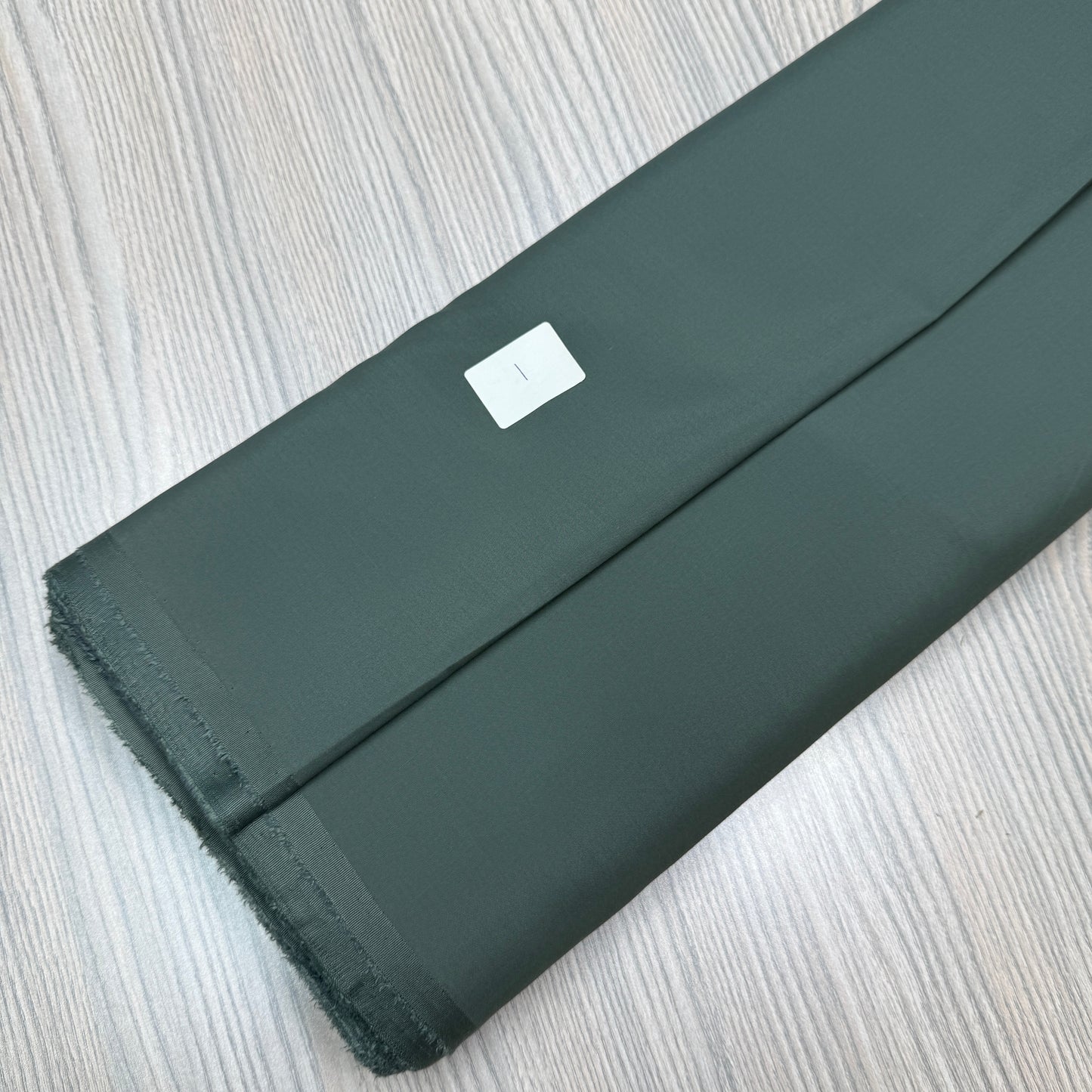 Dunhill Suiting (Four Season)