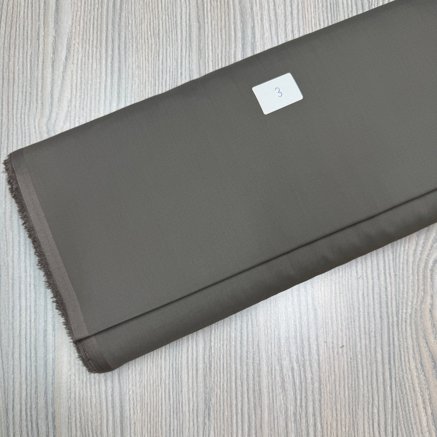 Dunhill Suiting (Four Season)