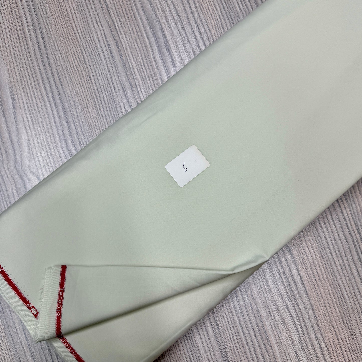Torontto (Summers Wash Wear)