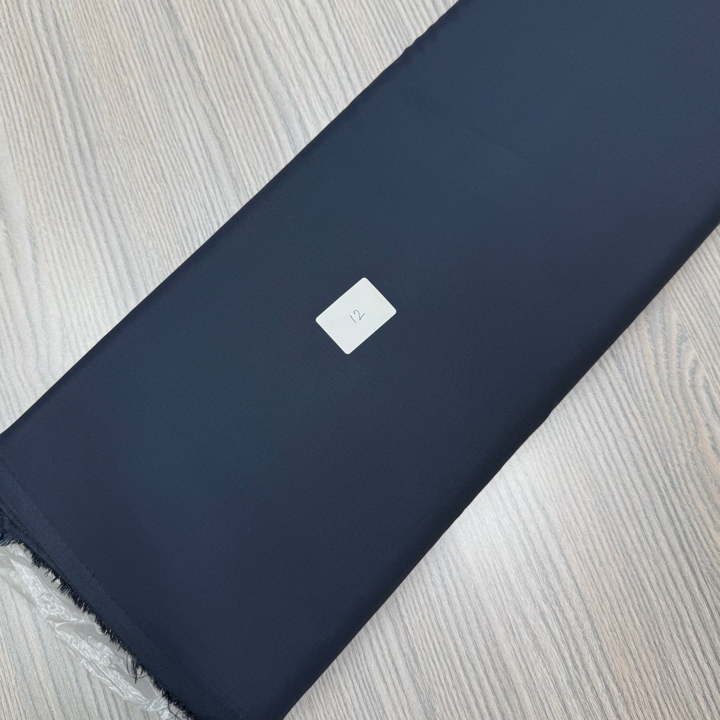 Signature (Medium Weight)