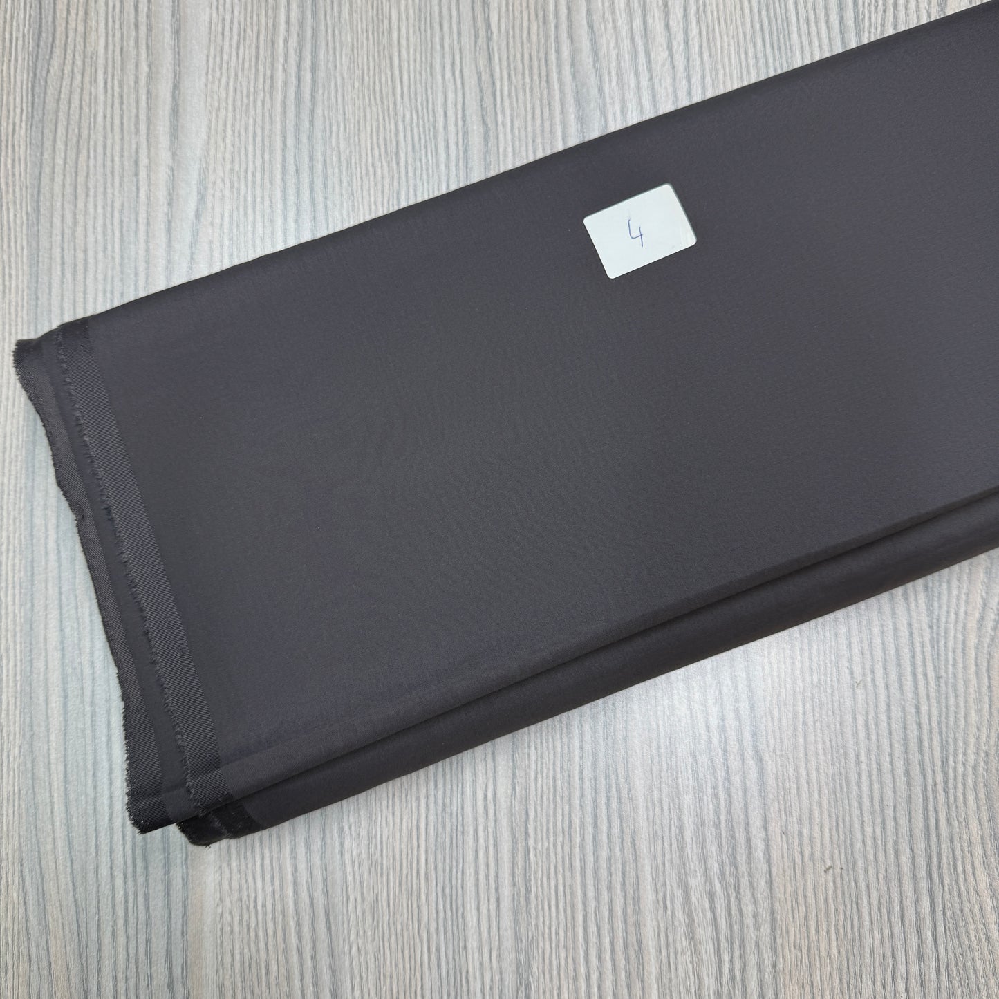 Dunhill Suiting (Four Season)