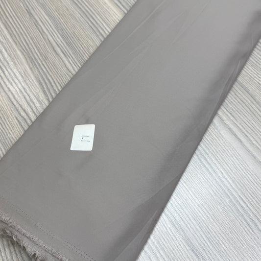Hazel Suiting 17 Silver Pink