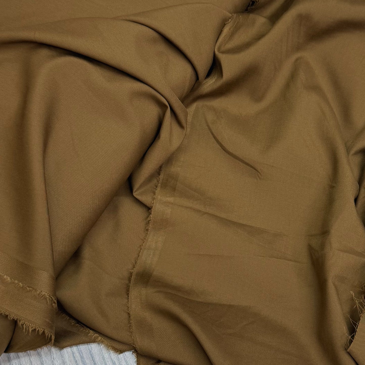 Sareen Suiting 05 Golden Brown