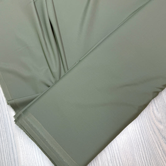 Maxwell 18 Light Green